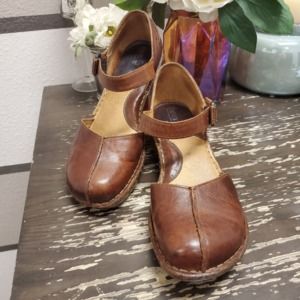 Brown Leather Women's Shoes